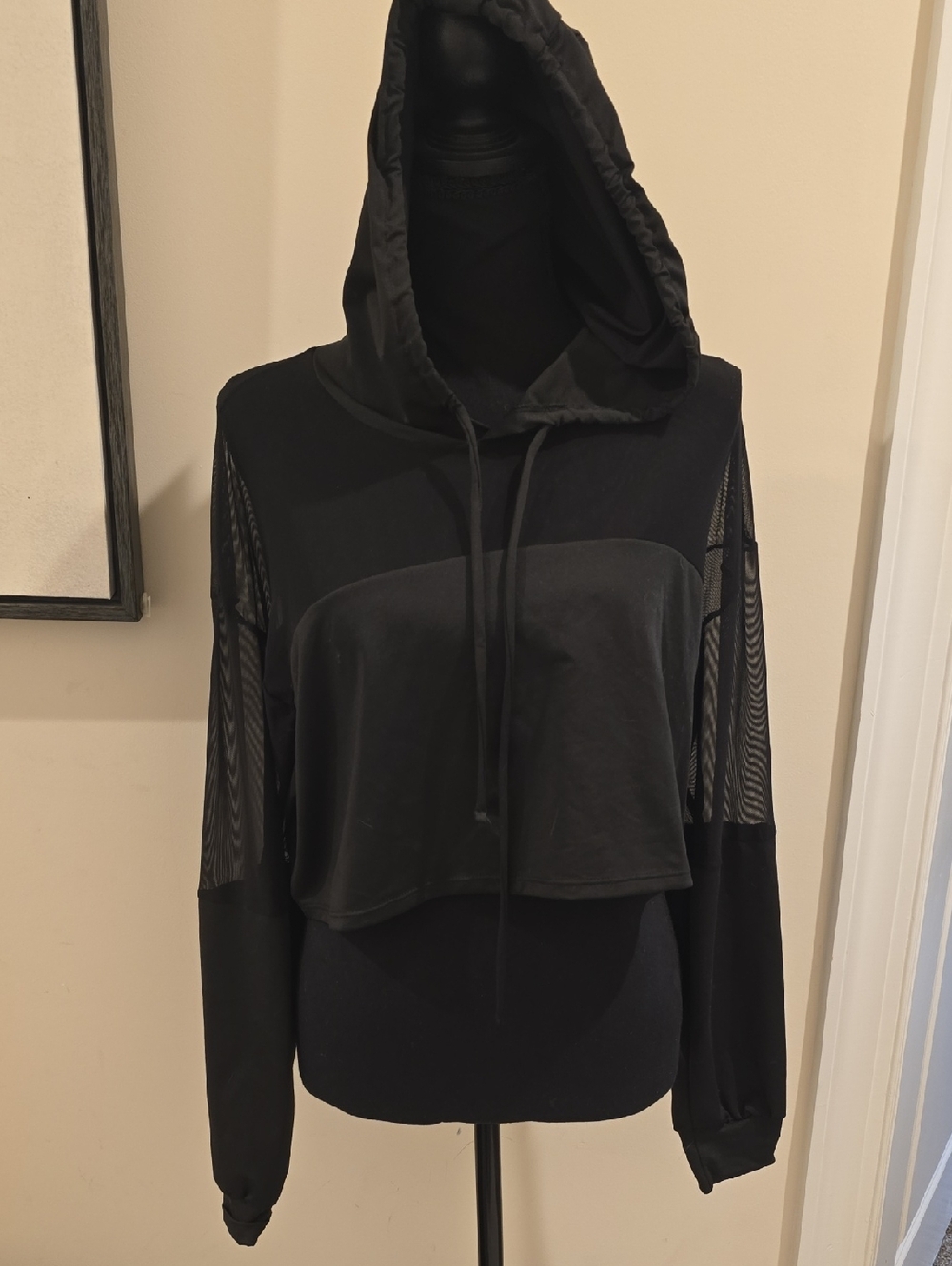 SHEIN Black Hooded Mesh Sleeve Cropped Sweatshirt